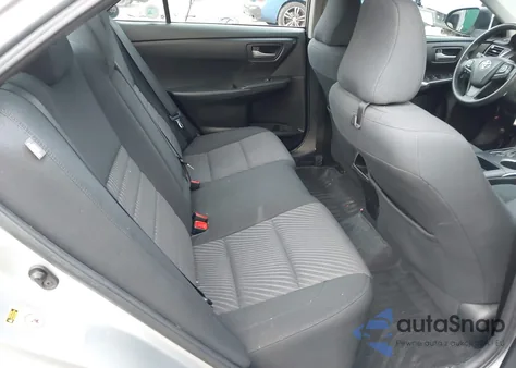 2016 Toyota Camry Le z USA, uszkodzony, nr VIN 4T1BF1FK8GU602309